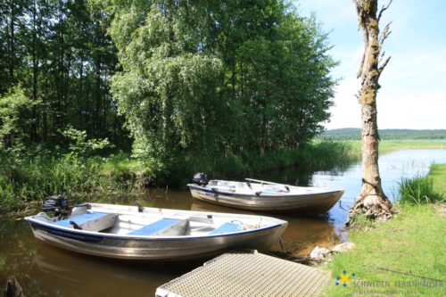 Steg mit Boot – Ferienhaus Sjöstugan Åsunden