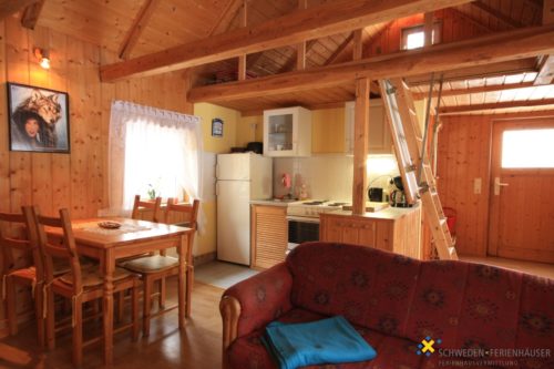Wohn- /Essbereich mit offener Küche - Ferienhaus Mikael 2