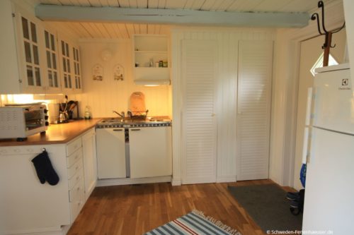 Wohn- /Essbereich mit offener Küche – Ferienhaus Vikenstuga